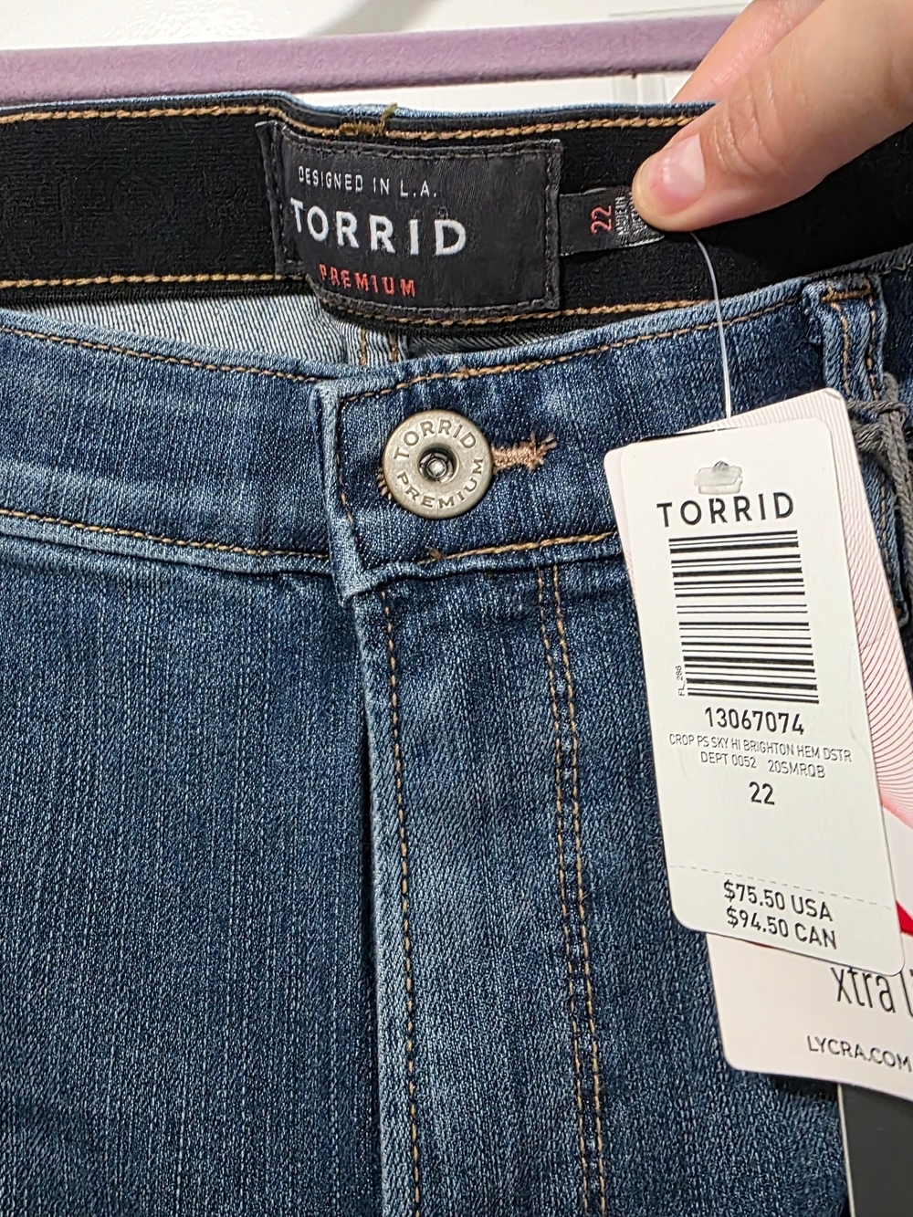 Torrid Crop Sky High Skinny Premium Stretch High-Rise Jean NWT - Picture 3 of 6